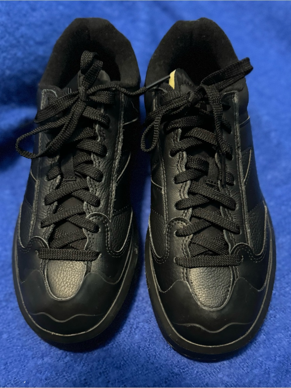 Unisex:  New Balance Triple Black CT302 Sneakers; Men (7.5), Women (9) NWOB